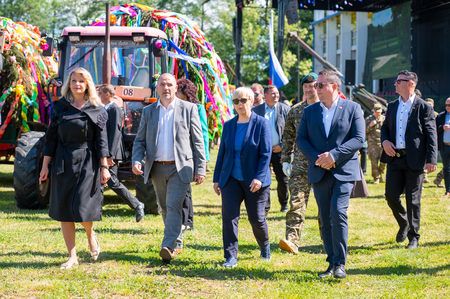 41-DSC_1019